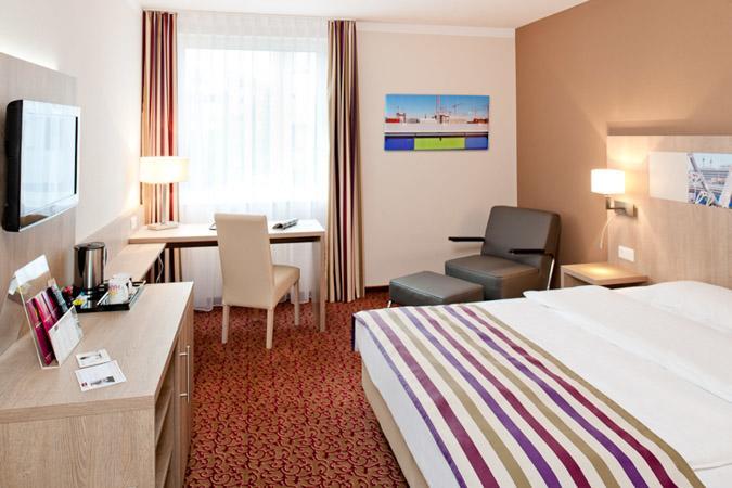 Mercure Hotel Hamburg Am Volkspark Екстериор снимка