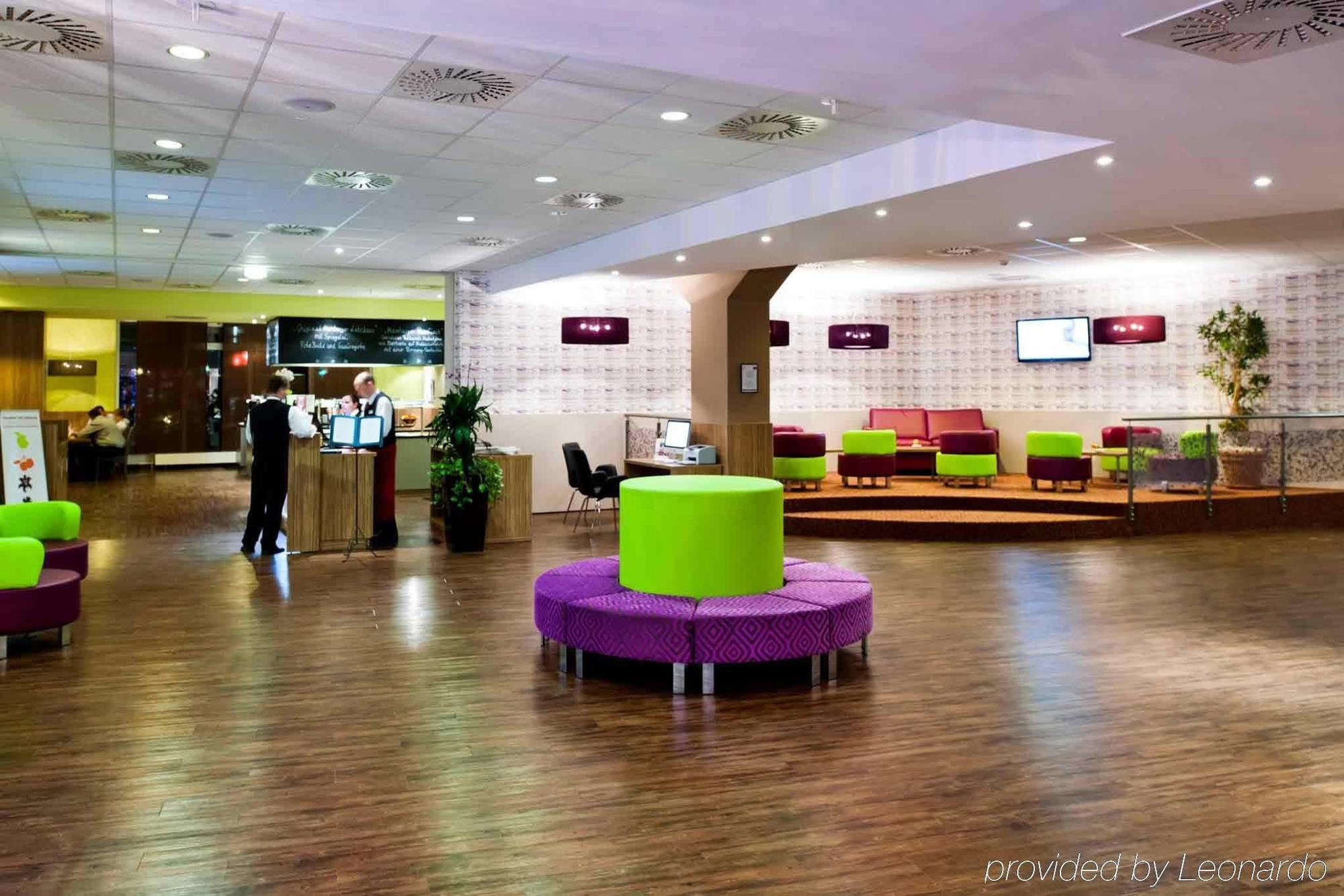 Mercure Hotel Hamburg Am Volkspark Интериор снимка